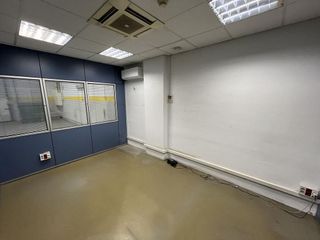 Nave industrial en alquiler en Port en Badalona