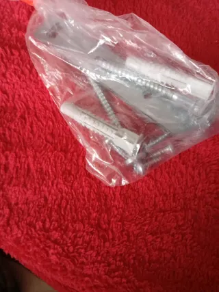 Escuadras metálicas