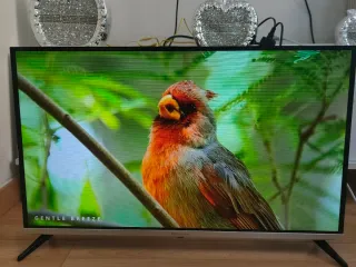 Smart TV 32 Full HD Plata