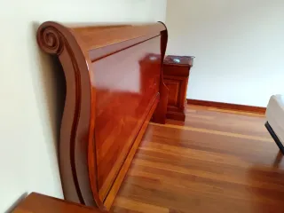 Cama de madera alta calidad