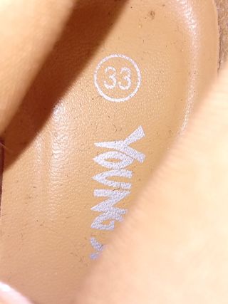 Botas de vaquero beige tralla de Zapatos 33