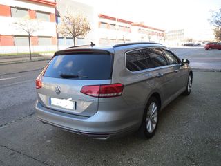 Volkswagen Passat Variant 2.0 TDI 150cv Aut.