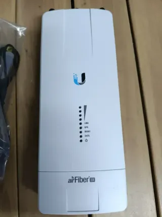 Ubiquiti AirFiber 3X Router de Red