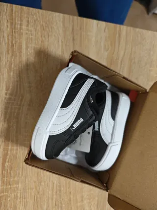 Puma Scarpe Bambino Taglia 20 Nuove