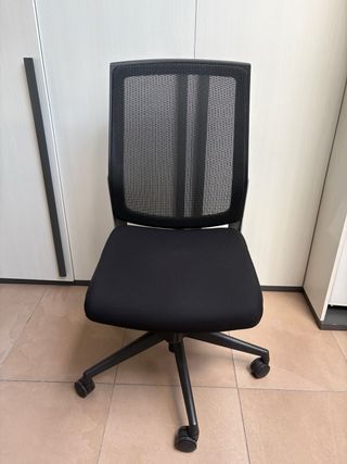 Silla de Oficina Negra