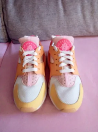 Nike Huarache Naranja y Rosa