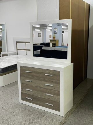 NUEVAS SIN USAR Cómoda con espejo blanco y madera