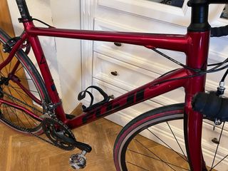 Bicicleta carretera Fuji Escuelas Roja