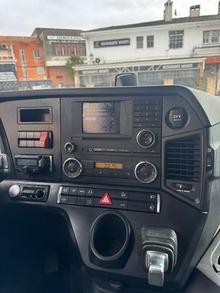 MERCEDES BENZ ACTROS 1845