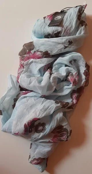 Pashmina seta e cotone azzurro floreale