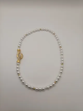 Collar perlas cierre joya dorado