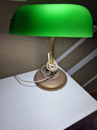 Lámpara de mesa vintage verde