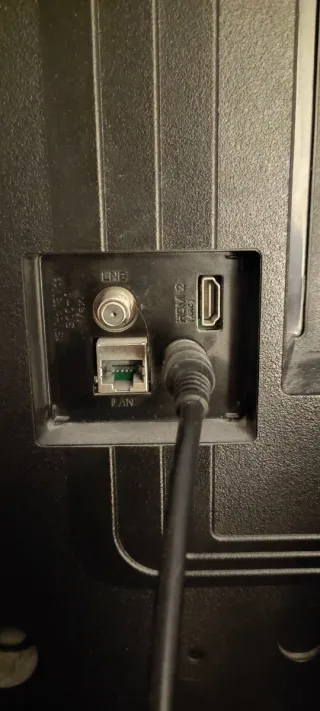 TV Daewoo 40DM63FA 40"