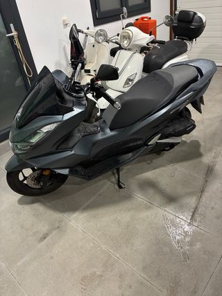 Honda PCX 125 ABS 09/2022 - 7.400 km