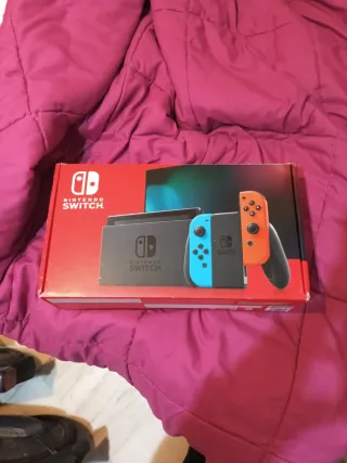 Nintendo Switch Azul/Rojo  precio negociable