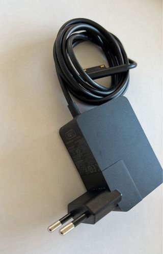 Microsoft Surface Negro