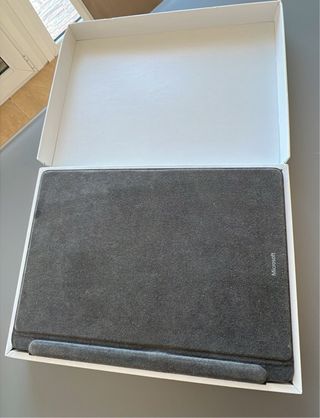 Microsoft Surface Negro