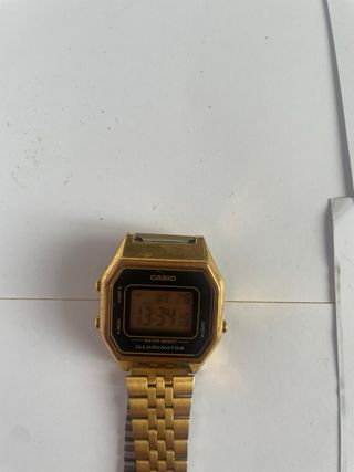 Orologio Casio dorato