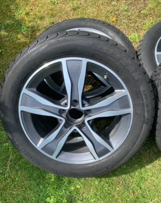 Llantas 17 Mercedes con neumáticos