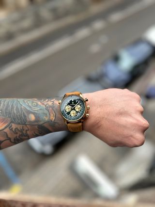 Reloj Poedagar Cronógrafo Dorado y Verde