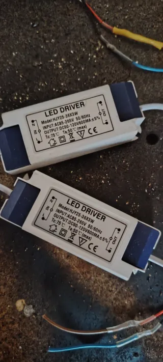 2 Transformadores LED HJY25-36X3W