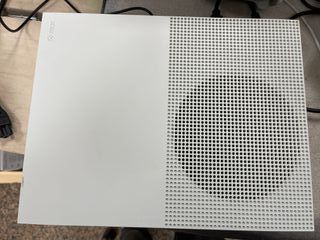 Xbox One S All Digital 1TB + Mando