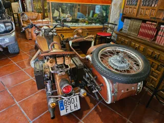 Sidecar Clásico Ural con motor BMW bóxer