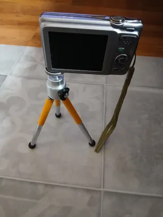 Trípode para cámara de fotos compacta
