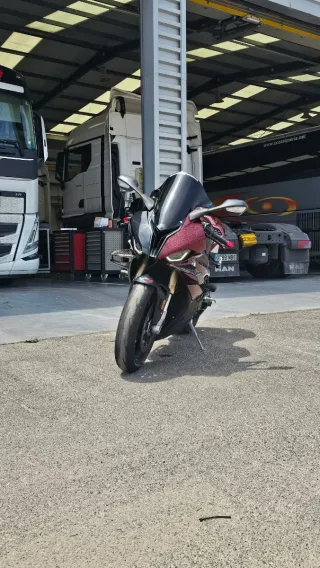 BMW S1000RR Sportbike