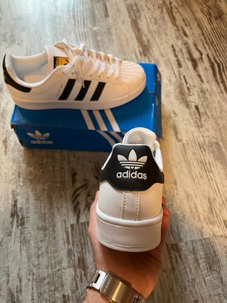 Adidas Superstar Blancas y Negras Nuevas