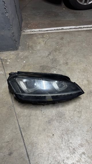 Faro derecho VW Golf R300