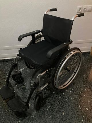 Silla de ruedas plegable