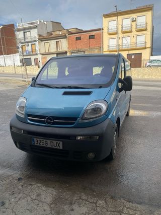 Opel Vivaro 2004
