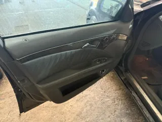 Mercedes-Benz Clase E 2004