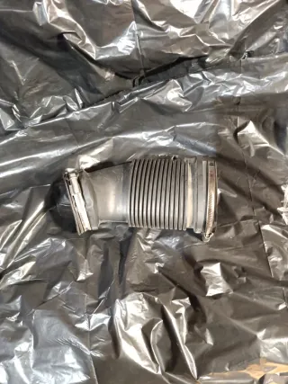 Cuello caja admisión