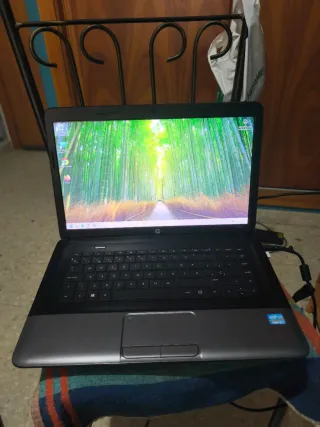 HP 650 Windows 11 Pro i3 500GB