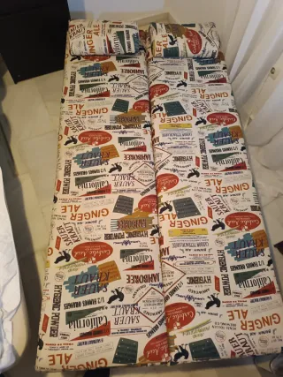 Sofá cama estampado vintage