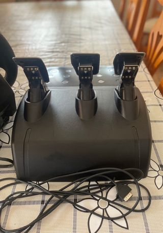 Volante y Pedales Logitech G29