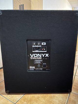 Subgraves Wonyx 18 Autoamplificados