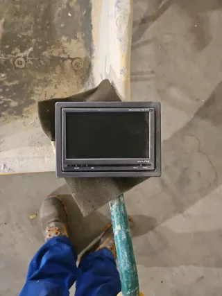 Pantalla Alpine tme m710