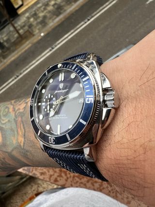 Reloj Poedagar Azul y Plateado