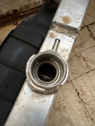 Radiador sobredimensionado 4D56