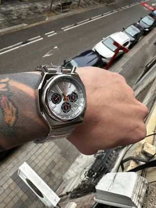 Reloj Poedagar Cronógrafo Plata y Blanco