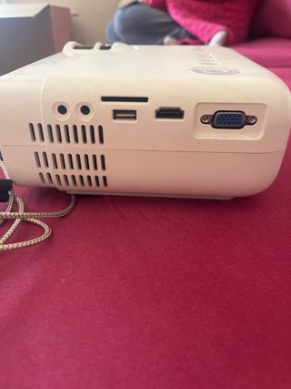 Proyector LED Portátil Mini Ultrathin