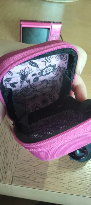 Cámara digital Canon IXUS Rosa + Accesorios