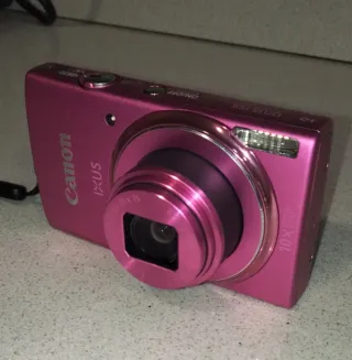 Cámara digital Canon IXUS Rosa + Accesorios