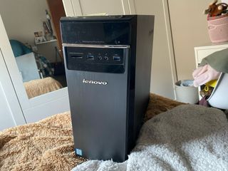 Torre Ordenador Negra Sin Sistema Operativo