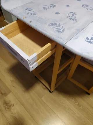 Mesa de cocina extensible de madera