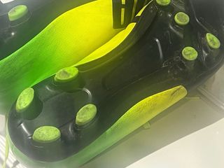 Botas de fútbol Puma amarillas talla 40