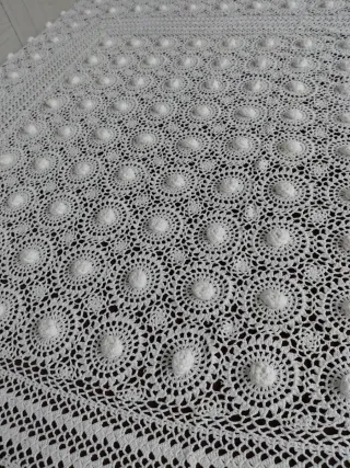 Copriletto uncinetto fatto a mano 260x220